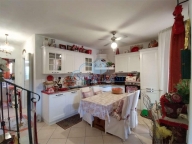 casa indipendente in vendita a Castelnuovo Magra in zona Molicciara