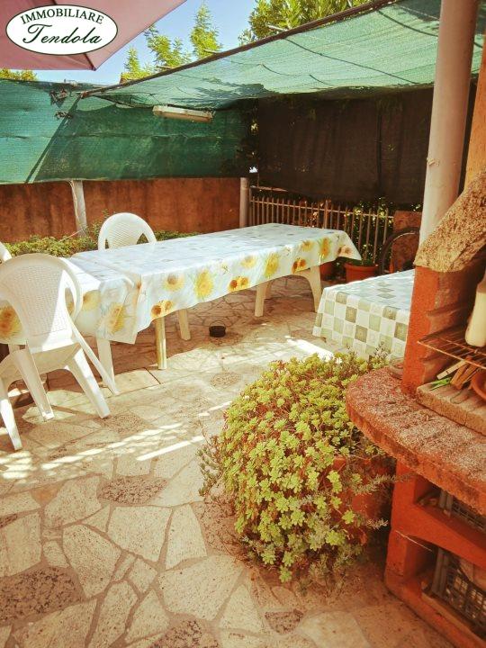 casa indipendente in vendita a Castelnuovo Magra in zona Molicciara
