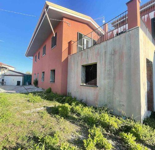 appartamento in vendita a Castelnuovo Magra