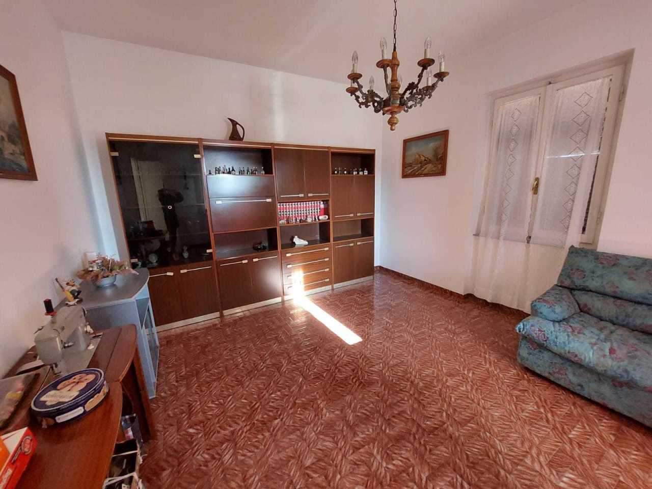casa indipendente in vendita a Castelnuovo Magra in zona Marciano