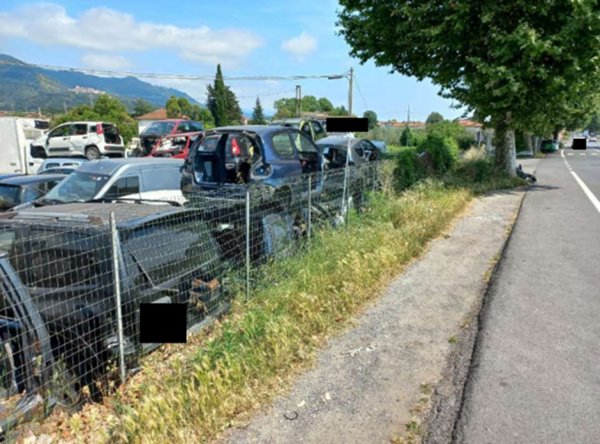 casa indipendente in vendita a Castelnuovo Magra