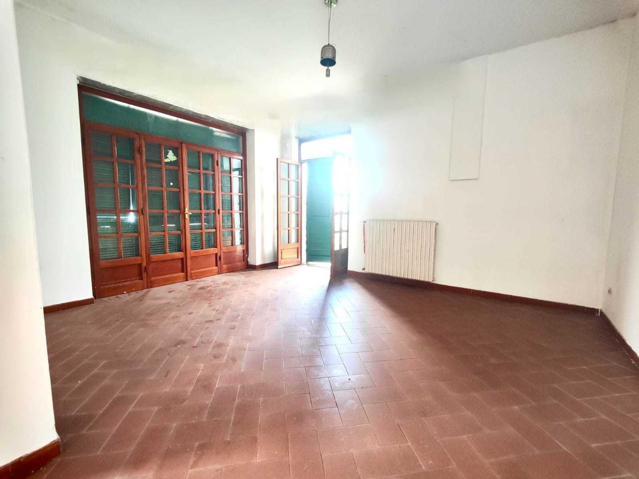 casa indipendente in vendita a Castelnuovo Magra