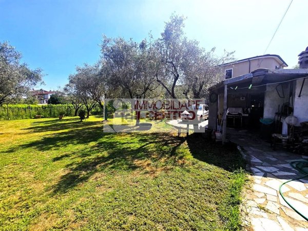 appartamento in vendita a Castelnuovo Magra in zona Palvotrisia