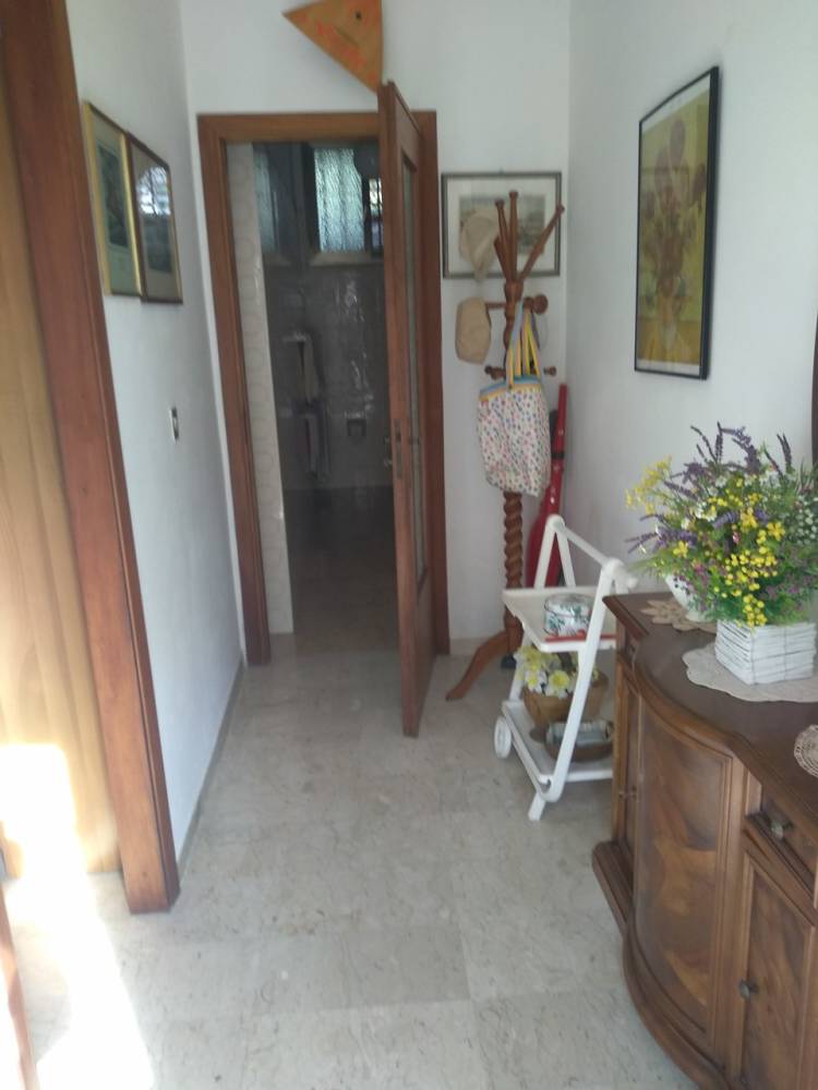 casa indipendente in vendita a Castelnuovo Magra