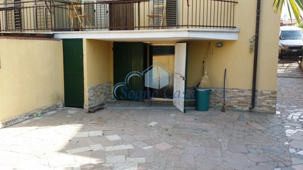 casa indipendente in vendita a Castelnuovo Magra