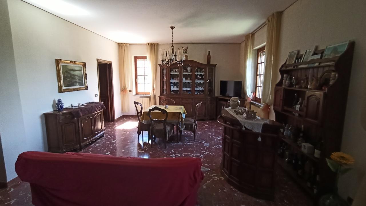 casa indipendente in affitto a Castelnuovo Magra