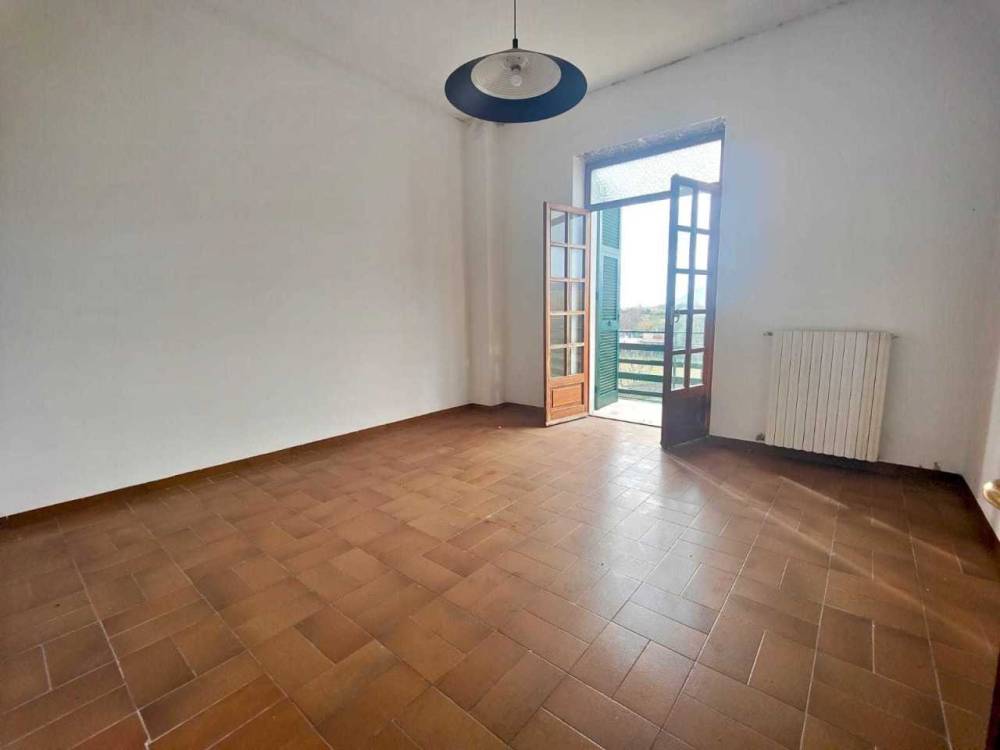 casa indipendente in vendita a Castelnuovo Magra