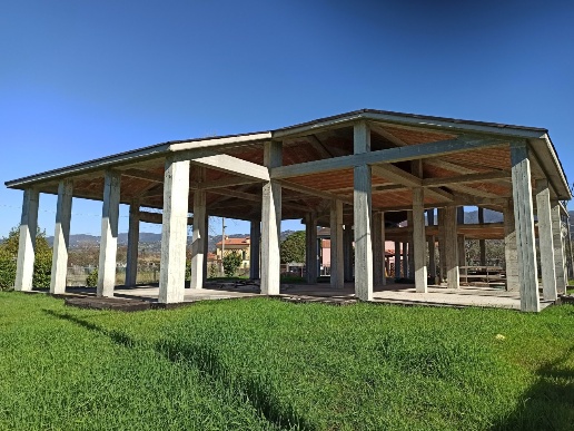 casa indipendente in vendita a Castelnuovo Magra in zona Colombiera