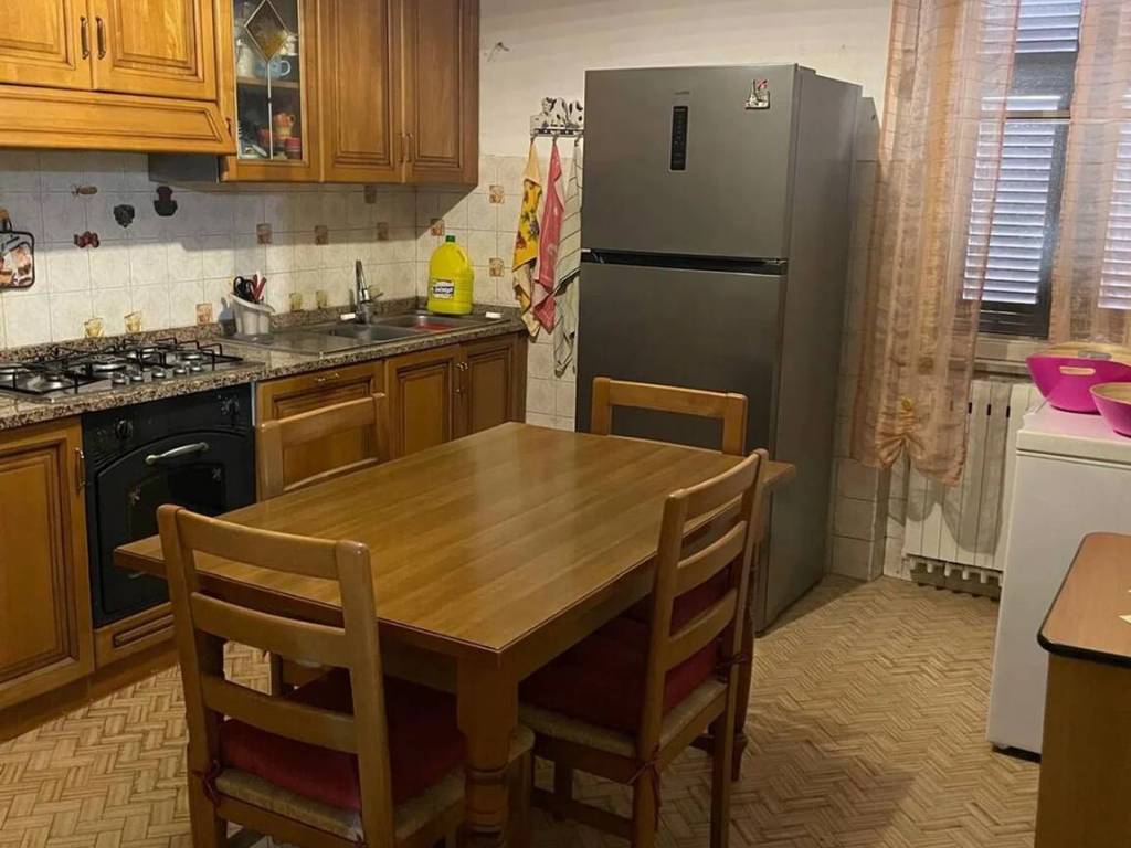 casa indipendente in vendita a Castelnuovo Magra in zona Colombiera