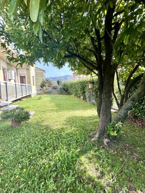 appartamento in vendita a Castelnuovo Magra in zona Colombiera