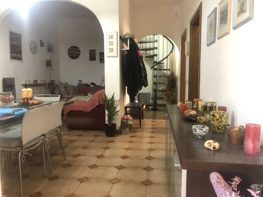 casa indipendente in vendita a Castelnuovo Magra in zona Molicciara