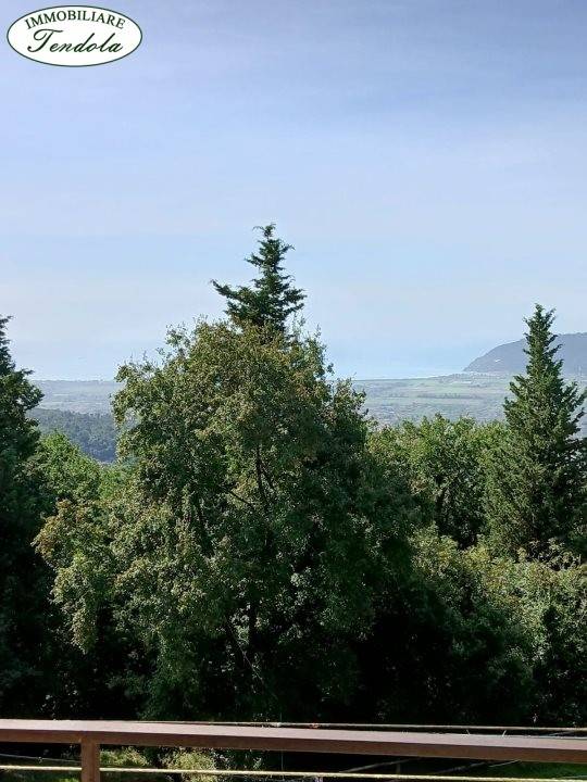 casa indipendente in vendita a Castelnuovo Magra in zona Vallecchia