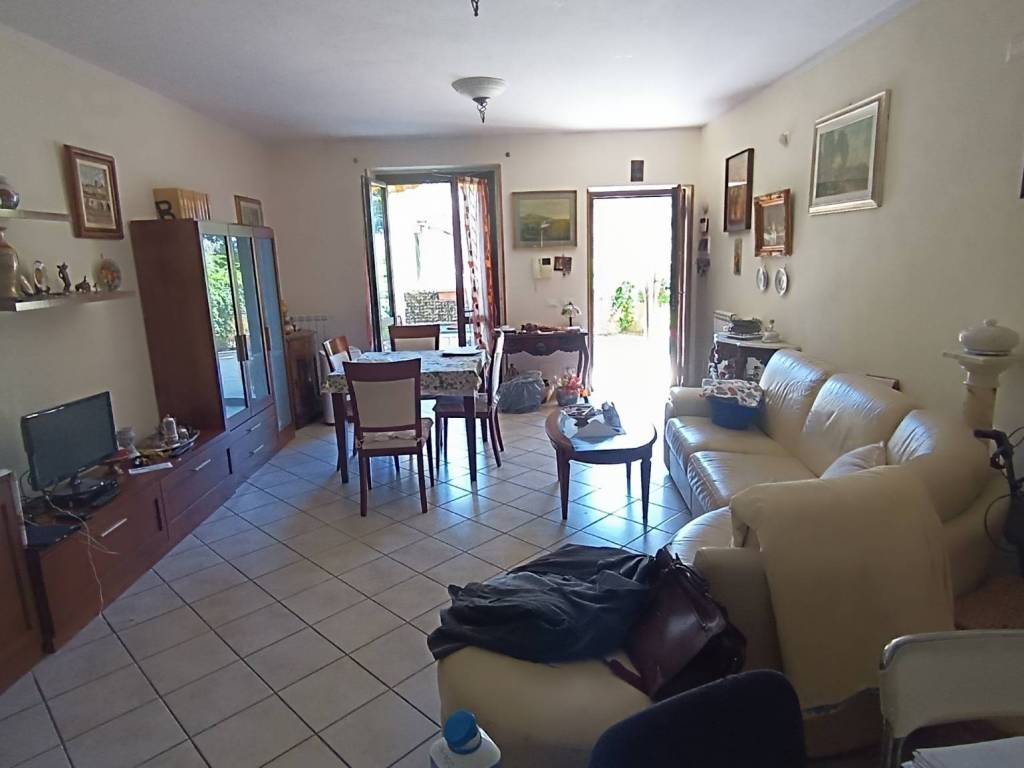 appartamento in vendita a Castelnuovo Magra in zona Molicciara