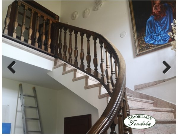 casa indipendente in vendita a Castelnuovo Magra in zona Molicciara