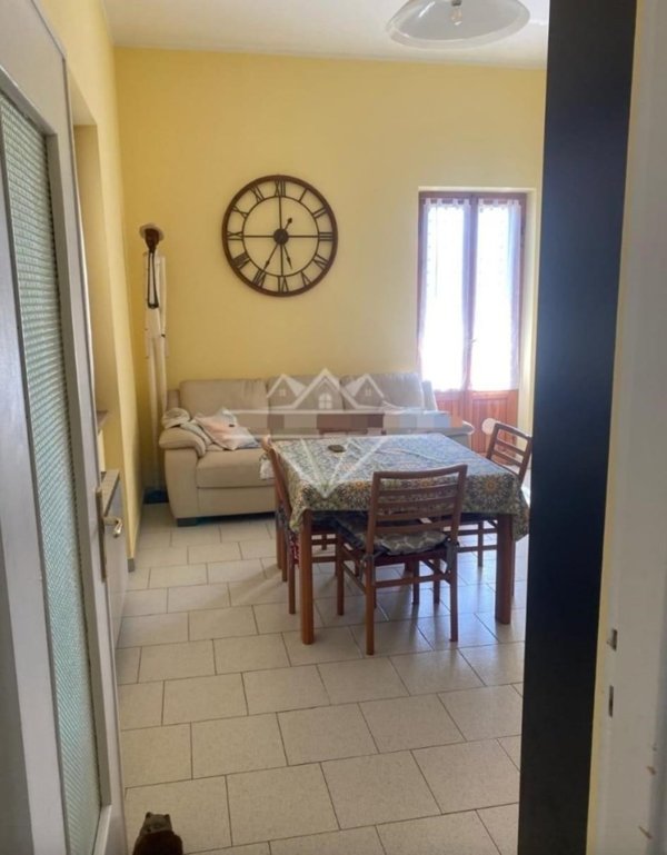 casa indipendente in vendita a Castelnuovo Magra in zona Molicciara