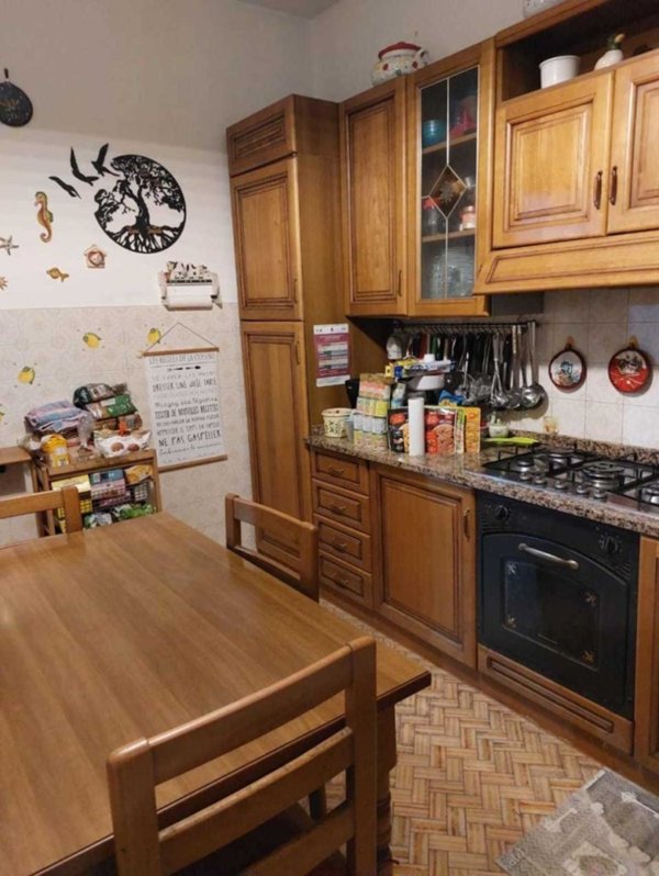 casa indipendente in vendita a Castelnuovo Magra