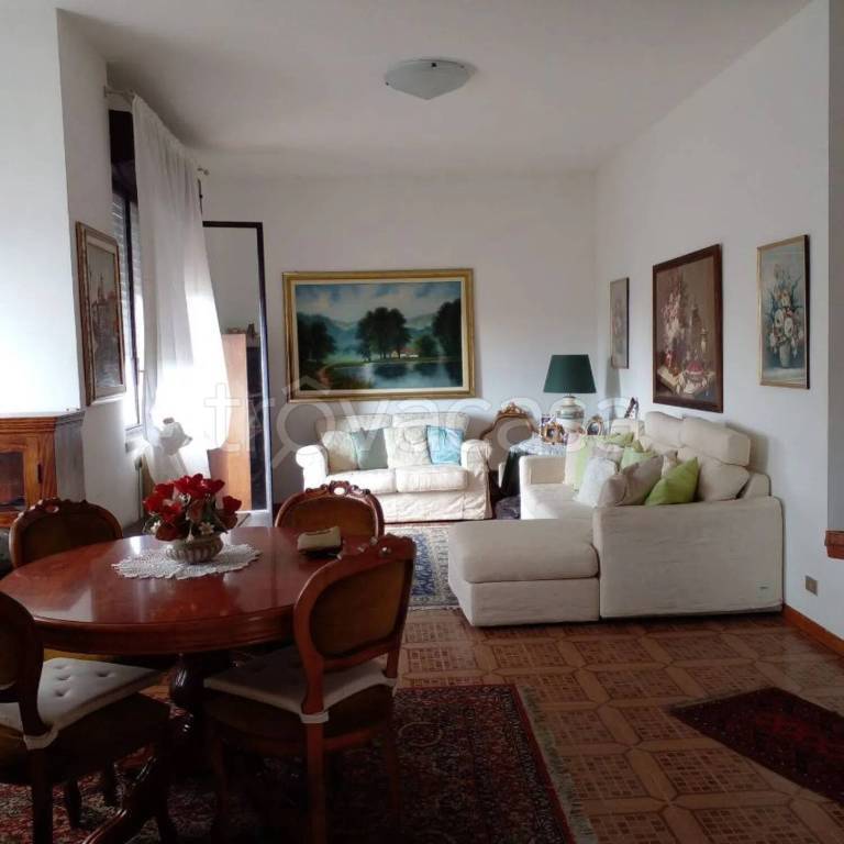 appartamento in vendita a Castelnuovo Magra in zona Colombiera