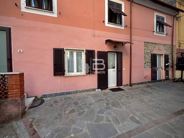 appartamento in vendita a Castelnuovo Magra in zona Molicciara