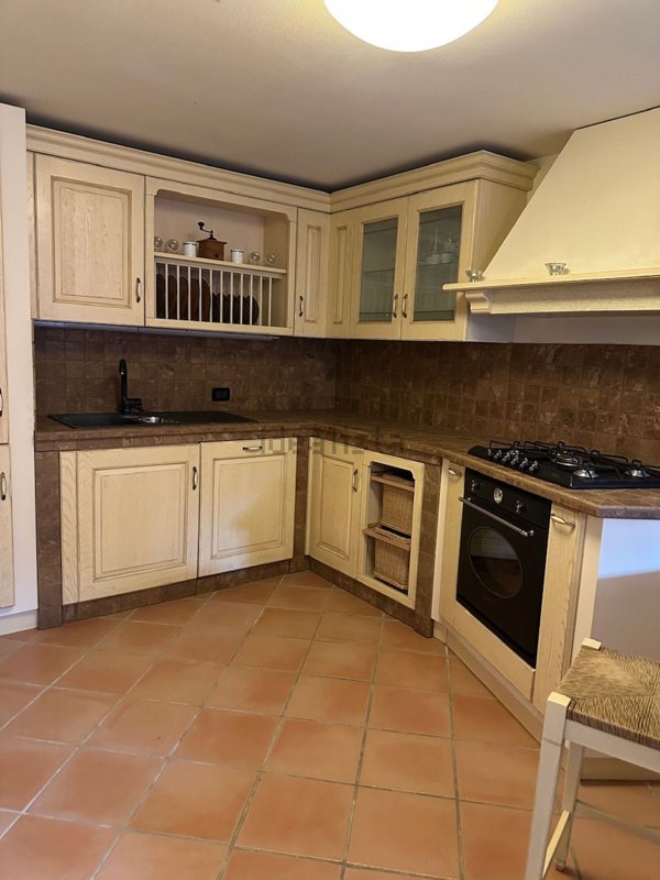 casa indipendente in vendita a Castelnuovo Magra