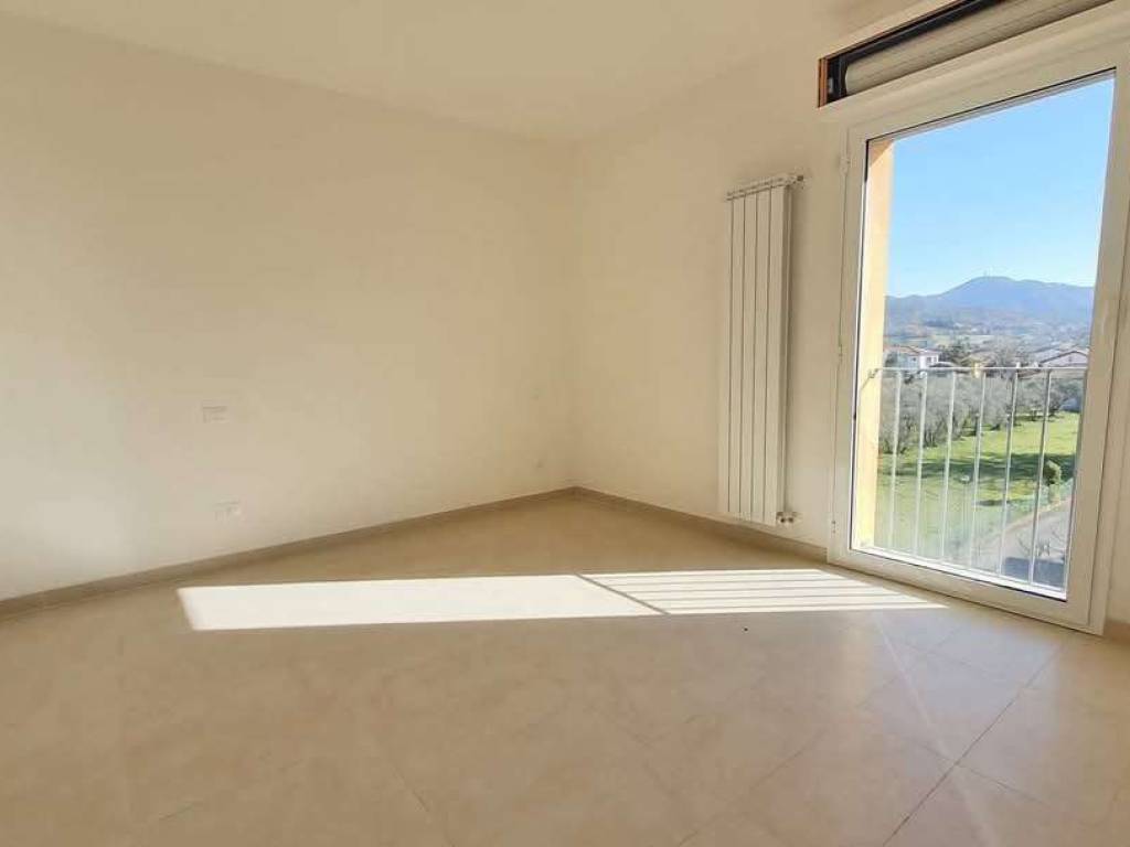 appartamento in vendita a Castelnuovo Magra in zona Colombiera