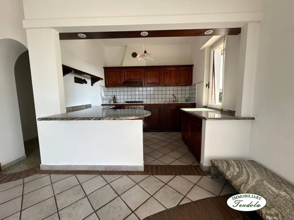 casa semindipendente in vendita a Castelnuovo Magra in zona Molicciara