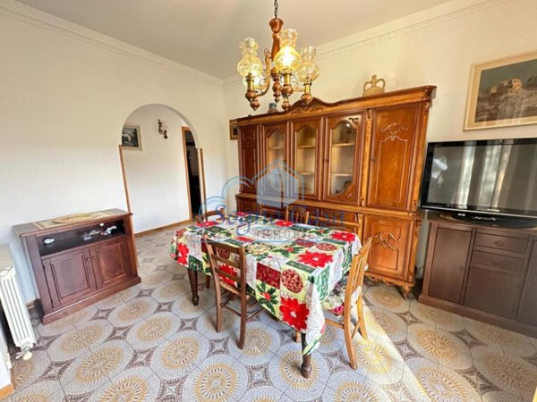 casa indipendente in vendita a Castelnuovo Magra in zona Molicciara