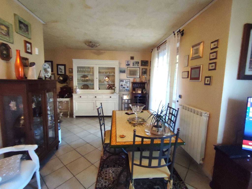 casa semindipendente in vendita a Castelnuovo Magra in zona Molicciara