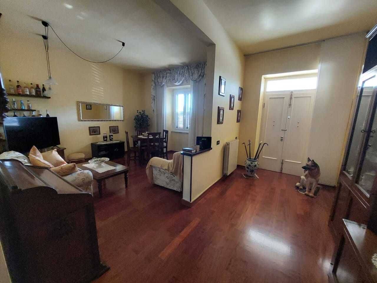 casa indipendente in vendita a Castelnuovo Magra