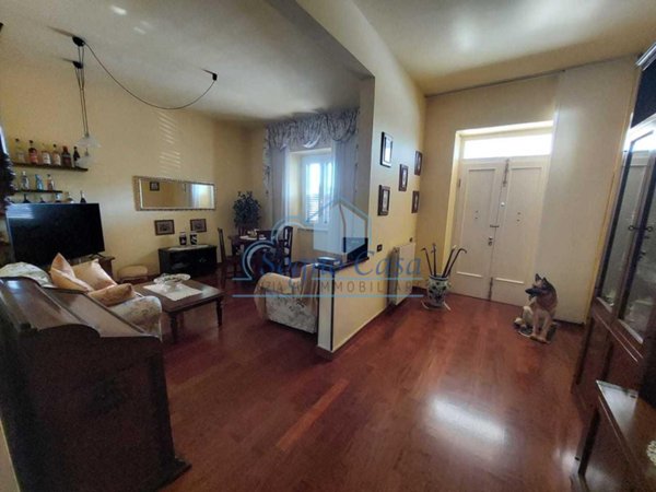 casa indipendente in vendita a Castelnuovo Magra