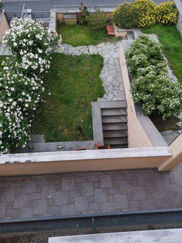 casa indipendente in vendita a Castelnuovo Magra in zona Palvotrisia