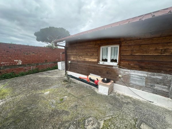 casa indipendente in vendita a Castelnuovo Magra