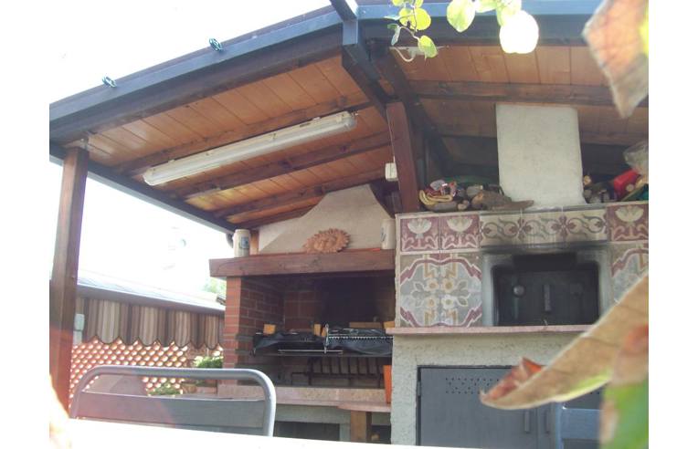 casa indipendente in vendita a Castelnuovo Magra in zona Molicciara