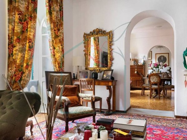 intera palazzina in vendita a Castelnuovo Magra