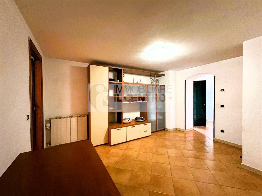 casa indipendente in vendita a Castelnuovo Magra in zona Colombiera