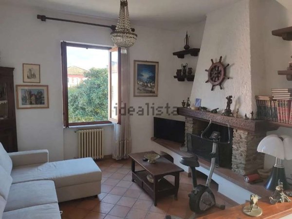 appartamento in vendita a Castelnuovo Magra in zona Molicciara