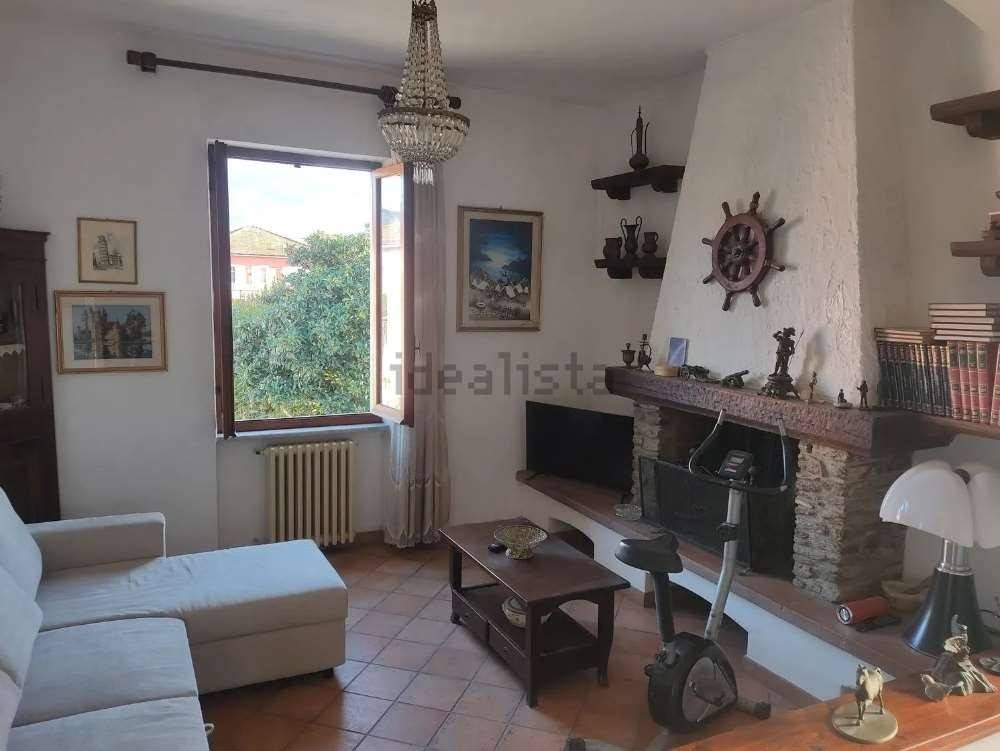 appartamento in vendita a Castelnuovo Magra in zona Molicciara