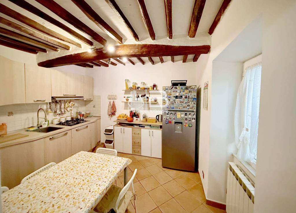 appartamento in vendita a Castelnuovo Magra in zona Colombiera