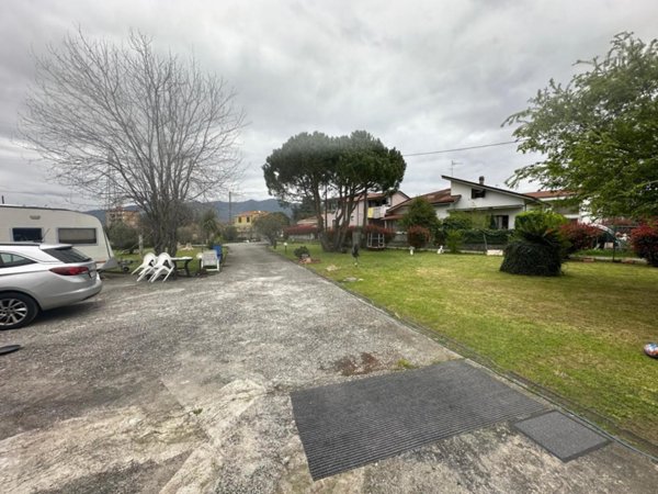 casa indipendente in vendita a Castelnuovo Magra