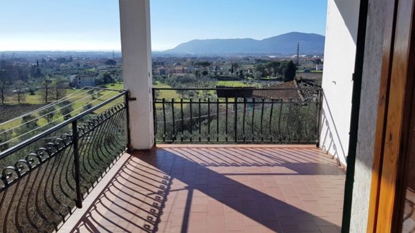 appartamento in vendita a Castelnuovo Magra in zona Molicciara