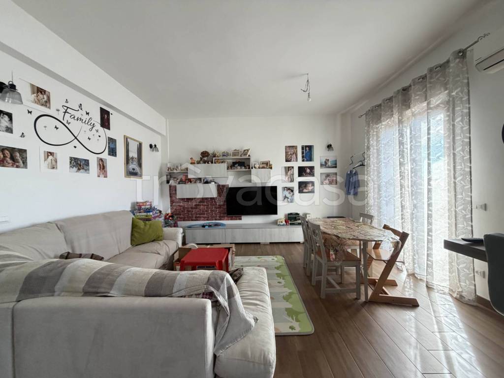 appartamento in vendita a Castelnuovo Magra in zona Molicciara