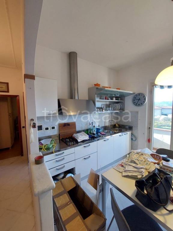 casa indipendente in vendita a Castelnuovo Magra in zona Molicciara