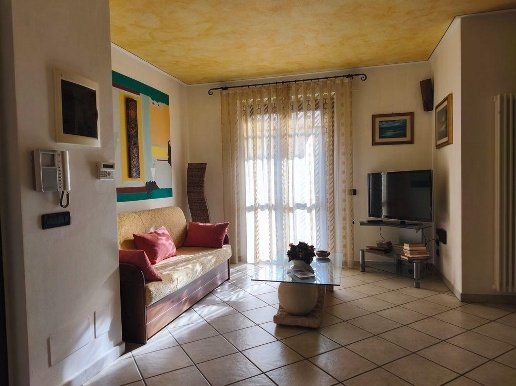 casa indipendente in vendita a Castelnuovo Magra in zona Molicciara