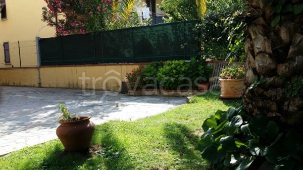 casa indipendente in vendita a Castelnuovo Magra