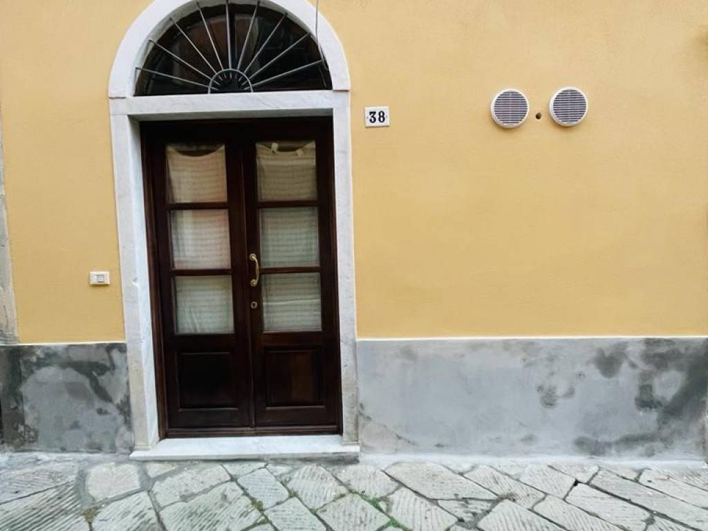 appartamento in vendita a Castelnuovo Magra