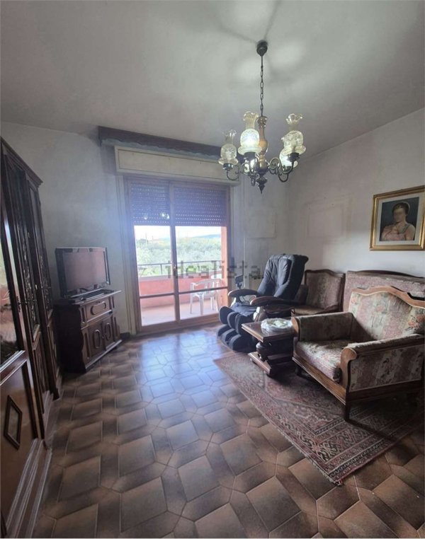 appartamento in vendita a Castelnuovo Magra in zona Palvotrisia