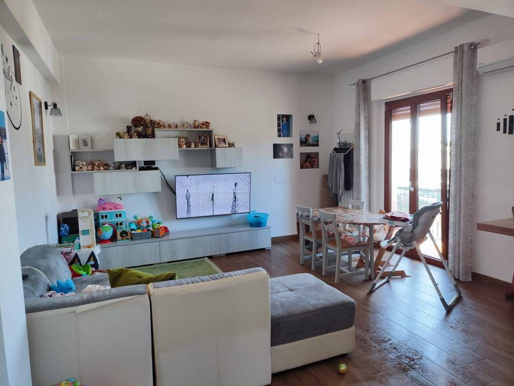 appartamento in vendita a Castelnuovo Magra in zona Molicciara