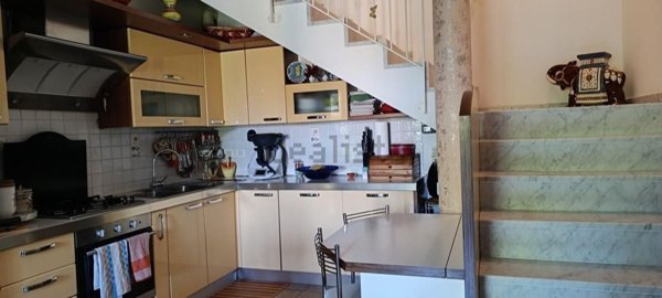 casa semindipendente in vendita a Castelnuovo Magra