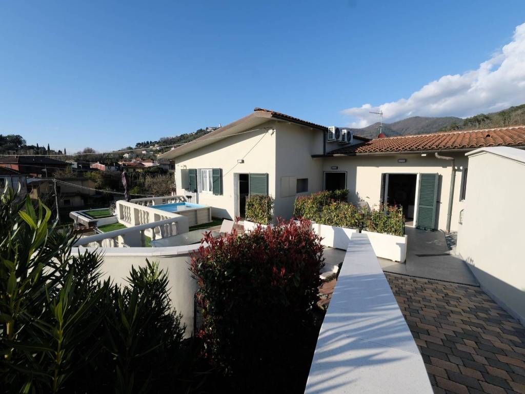 appartamento in vendita a Castelnuovo Magra in zona Molicciara