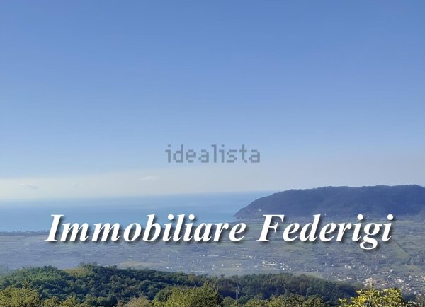 casa indipendente in vendita a Castelnuovo Magra