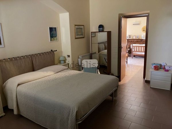 casa indipendente in vendita a Castelnuovo Magra